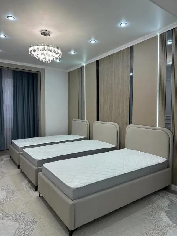 Uch karavotli xona